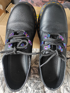 Martens. Dr.Martens (4 фото из 10)