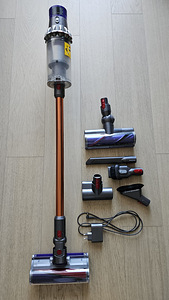 DYSON V10 Absolute juhtmeta tolmuimeja (2 foto / 3)