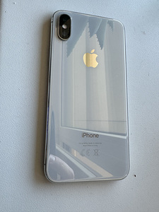 Nutitelefon Apple iPhone x 64GB silver (1 foto / 4)