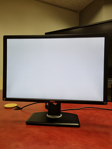 Dell UltraSharp U2412Mb 24" Full HD IPS (5 foto / 10)
