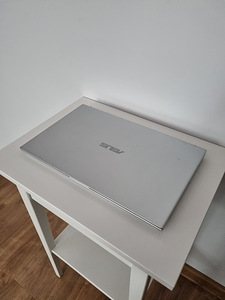 Asus VivoBook 15 X512DA (R5 3500U, 12GB, Vega 8, 512GB NVMe) (5 foto / 7)