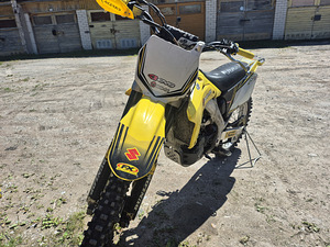 Suzuki RMZ 450 2006 (1 foto / 4)