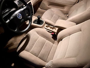 Volkswagen Passat 1.9 TDI 74KW (6 foto / 8)