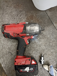Milwaukee M18 FHIWF12 (3 foto / 3)