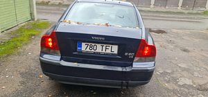 Volvo S60 D5 120kw manuaal (4 foto / 7)