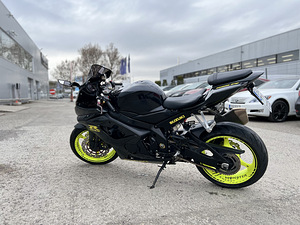 Suzuki gsx-r 1000 (6 foto / 7)
