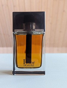 Dior Homme Parfum 97/100ml (1 foto / 3)