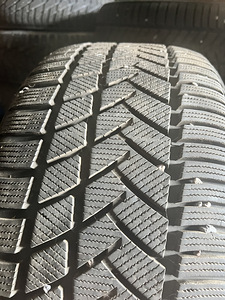 Шины M+S Sunny 245/40/R18 4-5mm (1 фото из 4)