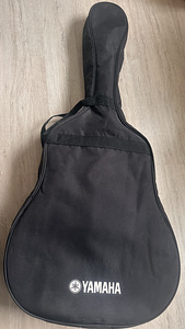 Yamaha гитара F310P (2 фото из 3)