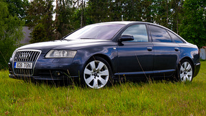 Audi A6 S line 3.2 188 kw Quattro (3 foto / 9)