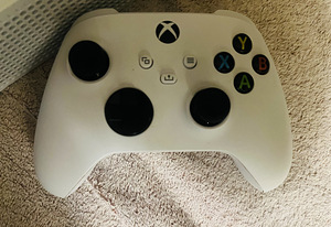 Microsoft Xbox Series S, 512 GB, garantii kehtiv (3 foto / 3)
