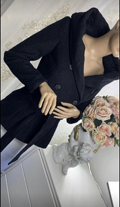 Zara mantel