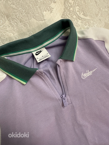 Nike top
