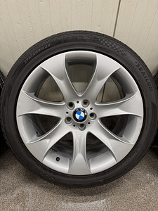 Диски BMW STYLE 168 + шины для BMW X5 E53 IS (4 фото из 7)
