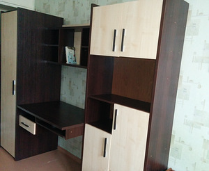 Sektsioon: kirjutuslaud + kapid (1 foto / 3)
