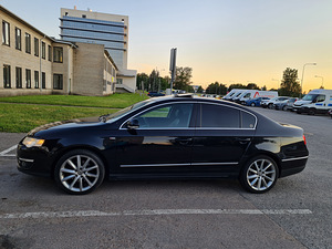 Volkswagen Passat B6 2008 (2 foto / 3)