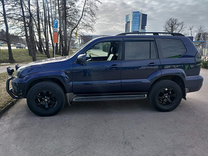 Toyota Land cruiser 3.0 127kw 2007 (6 foto / 12)
