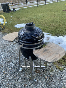 Керамический гриль Kamado (1 фото из 2)