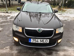 Škoda Superb 1.8 118kw (9 foto / 9)