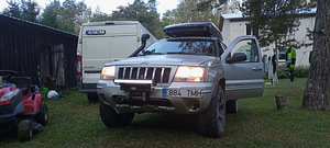 M/V: Jeep grand cherokee 2.7 120kw (1 foto / 13)
