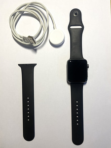 Apple Watch 3 черные 42 мм
