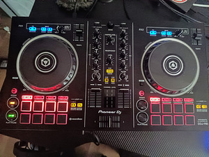 Pioneer DDJ-RB (2 foto / 4)