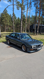 BMW 520 E28 (1 foto / 8)