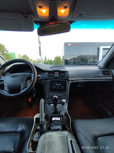 Volvo S80 2.4 103kw бензин механика (3 фото из 8)