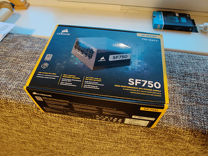 Corsair SF750 modular toiteplokk 750W PSU 80+ Platinum SFX (1 foto / 10)