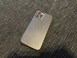 iPhone 12 Pro 128 ГБ (9 фото из 9)