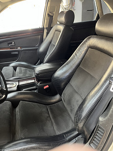 AUDI A8 D2 4.2 228KW (7 foto / 8)