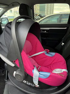 Cybex+isofix (2 фото из 2)