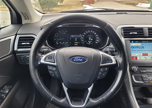 Ford Mondeo TITANIUM 2.0 132kW (6 foto / 12)