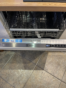 Nõudepesumasin Electrolux XXL integreeritud 60cm (1 foto / 5)