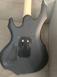 ESP LTD F-200 Black Satin Электрогитара (4 фото из 9)