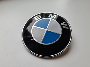 Замена логотипа bMW - Эмблема (1 фото из 2)