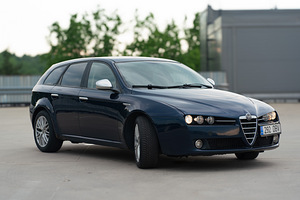 Alfa Romeo 159 2.4 L5 JTDm 147kW (3 foto / 10)