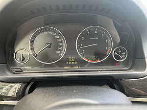 Продам BMW 523i (7 фото из 9)
