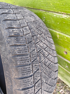 215.60r17