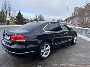 Volkswagen Passat 2014 (5 foto / 9)