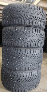 315/35/20 2tk + 275/40/20 2tk erilai X5/6 DOT4317 8mm Nokian (1 foto / 1)