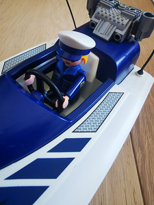 Playmobil tuletõje- ja politseiauto paadiga (4 foto / 10)