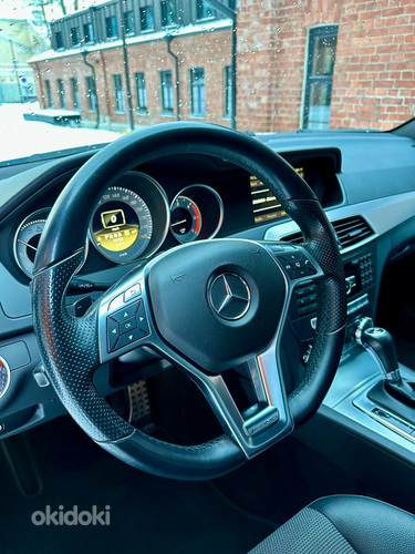Mercedes-Benz C220 CDI AMG-pakett (foto #12)