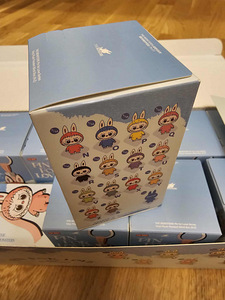 ORIGINAAL Pin For Love Labubu (1 foto / 2)