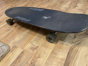 YOW Dark Pukas Surfskate (5 foto / 5)