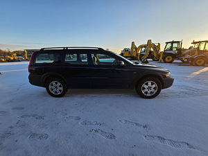 Volvo V70 XC 2.4 147kw (2 foto / 4)