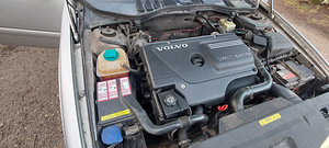 Volvo v70 2.5TDI В ХОРОШЕМ СОСТОЯНИИ (10 фото из 13)
