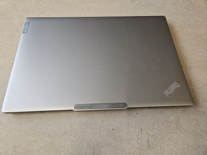 Lenovo ThinkPad Z16 AMD Ryzen 7 PRO 6850H 32GB 512GB 16WUXG (2 foto / 2)