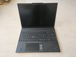 Lenovo ThinkPad T16 Gen 3 Ultra 5 135U 16GB 512GB 16" WUXGA (1 foto / 2)