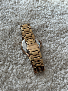 Michael Kors наручные часы (4 фото из 6)